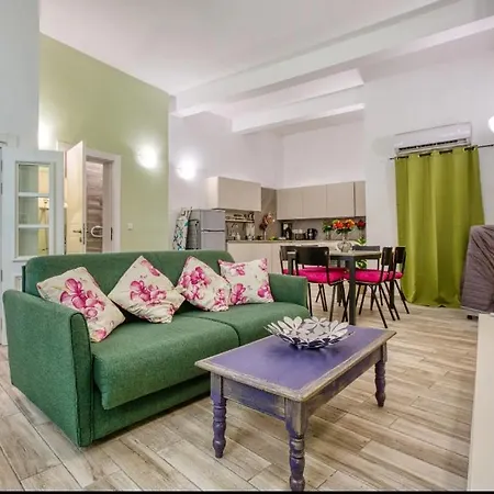 Ruwts Palazzo - Maisonette Apartment Sliema